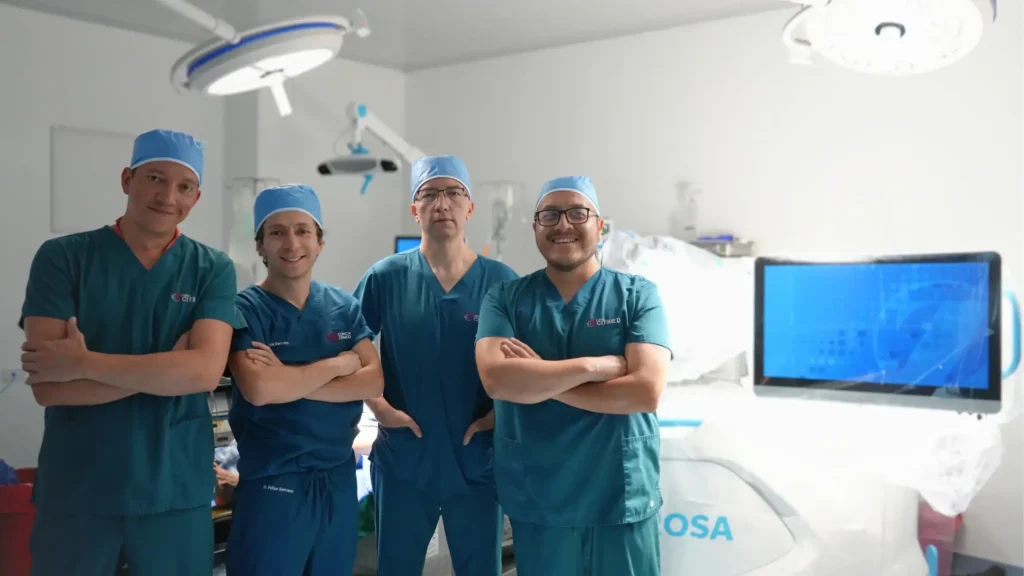 Dr_David_Cabrera_ Dr-david-cabrera-felipe serrano_traumatologia_quirurgica